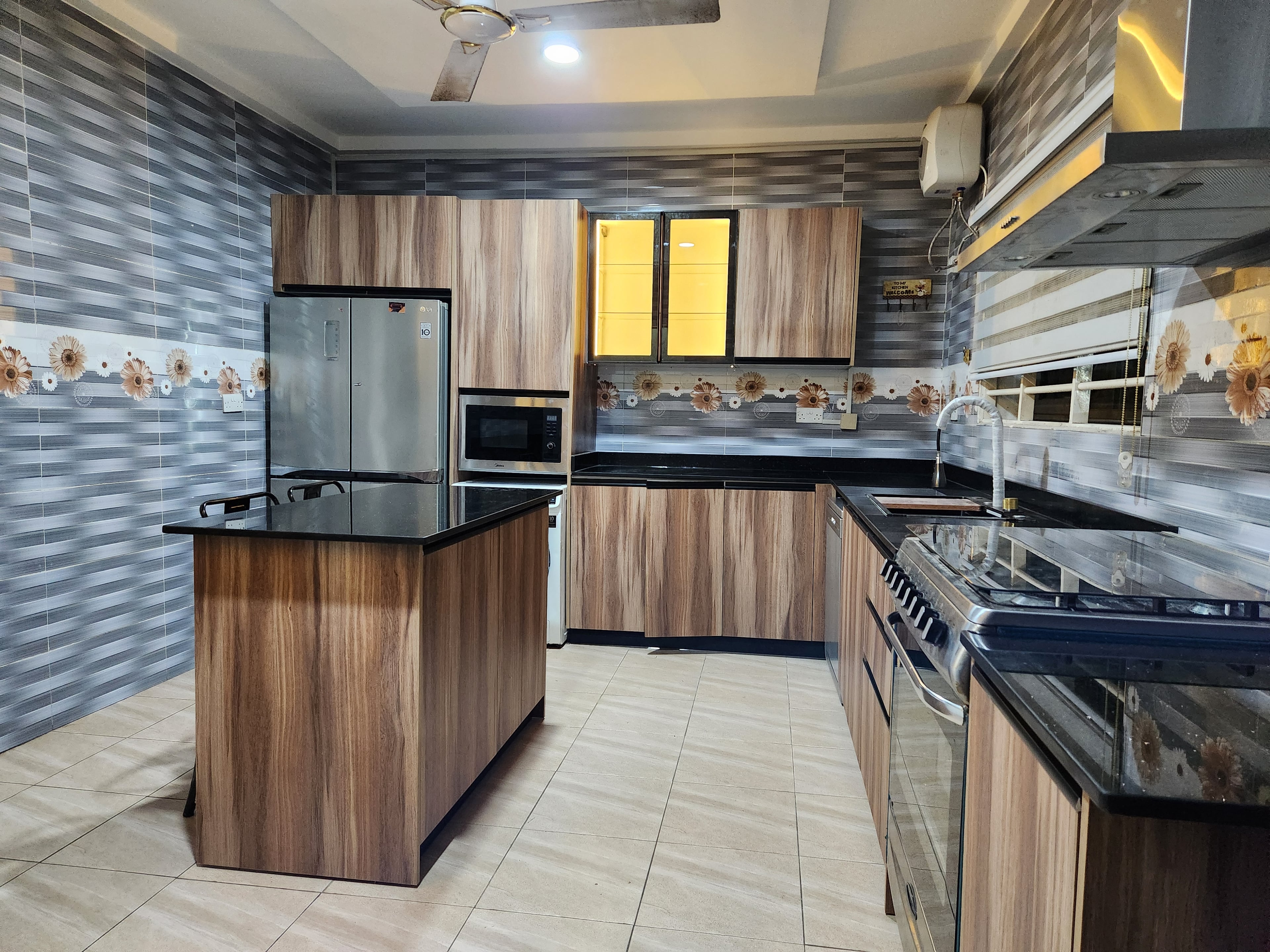 Contemporary Kitchen Cabinet
